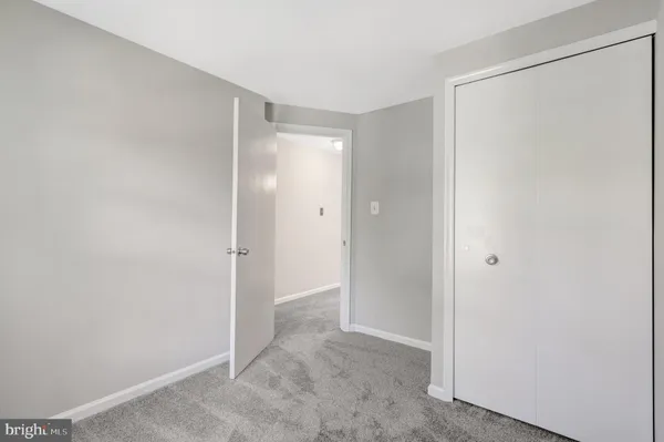 $2,250 | 6014 Havener House Way, Centreville, VA 20120