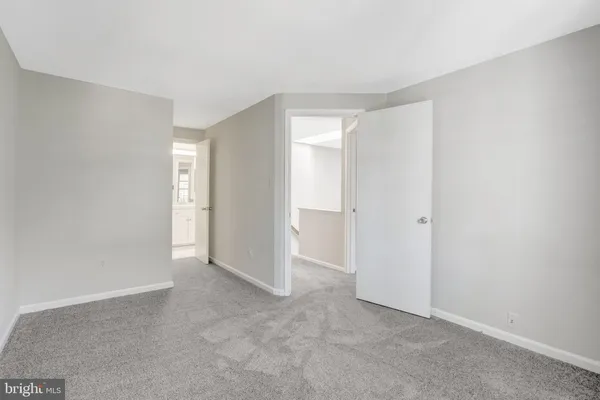 $2,250 | 6014 Havener House Way, Centreville, VA 20120