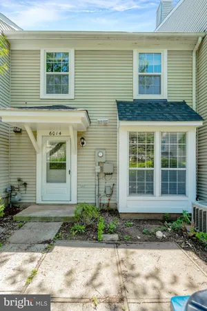 $2,250 | 6014 Havener House Way, Centreville, VA 20120