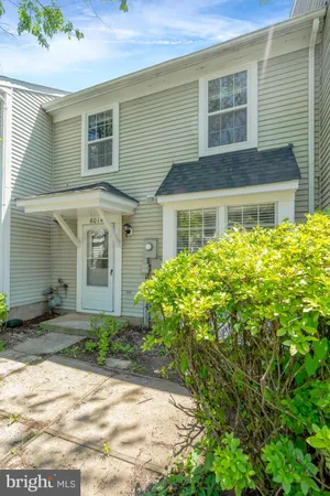 $2,250 | 6014 Havener House Way, Centreville, VA 20120