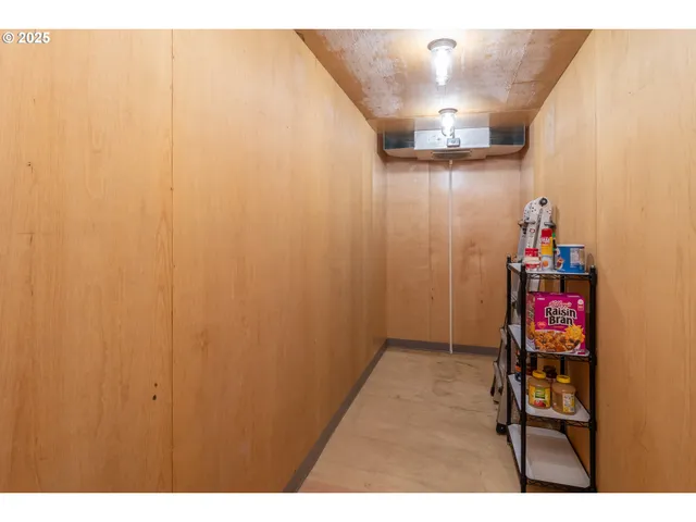 $749,000 | 1821 Northwest Sellwood Street, Roseburg, OR 97471