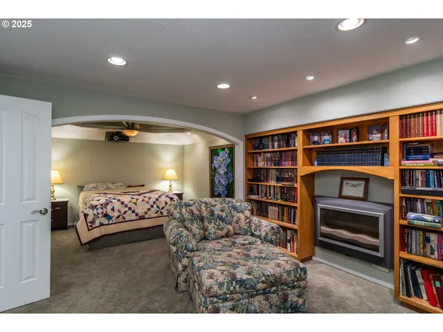 $749,000 | 1821 Northwest Sellwood Street, Roseburg, OR 97471