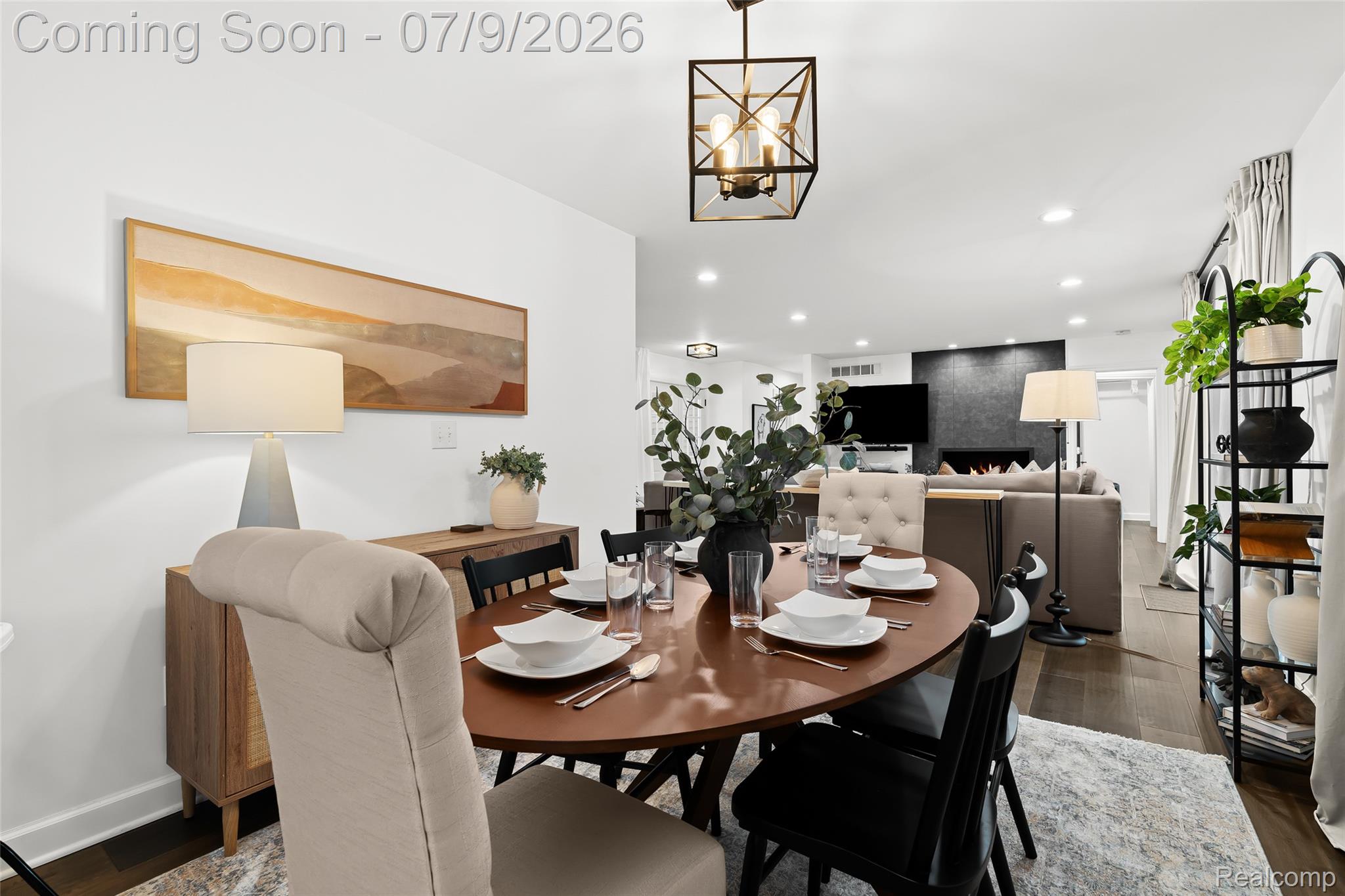 2566 Harrington Road Rochester, MI 48307 - Photo 27 of 64 Dining room with 6-person table and tons of natural light