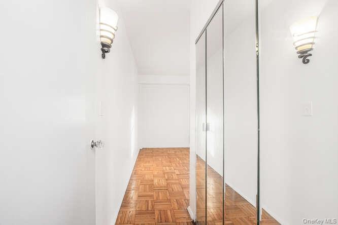 6 Fordham Hill Ovl, Unit 15F Bronx, NY 10468 - Photo 15 of 26 View of corridor