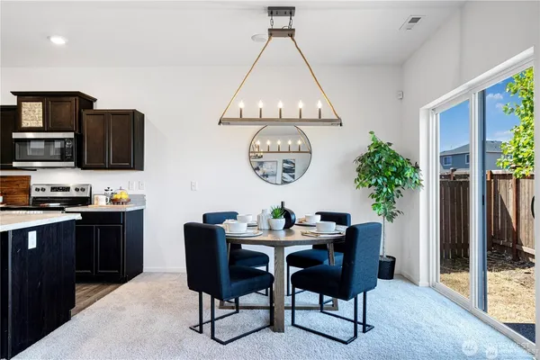 $3,100 | 18328 110th Avenue East, Puyallup, WA 98374