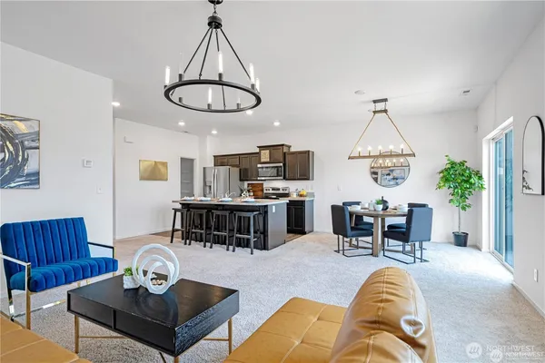 $3,100 | 18328 110th Avenue East, Puyallup, WA 98374