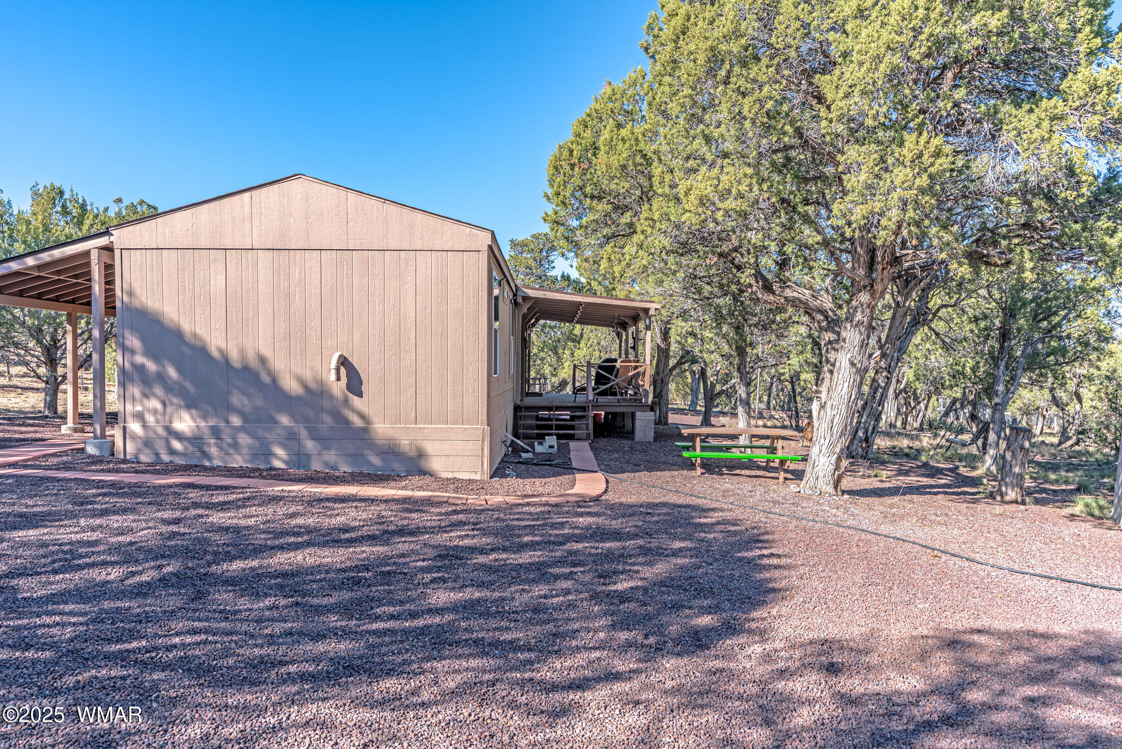 1680 Cactus Flower Road Show Low, AZ 85901 - Photo 18 of 18 side/front of home