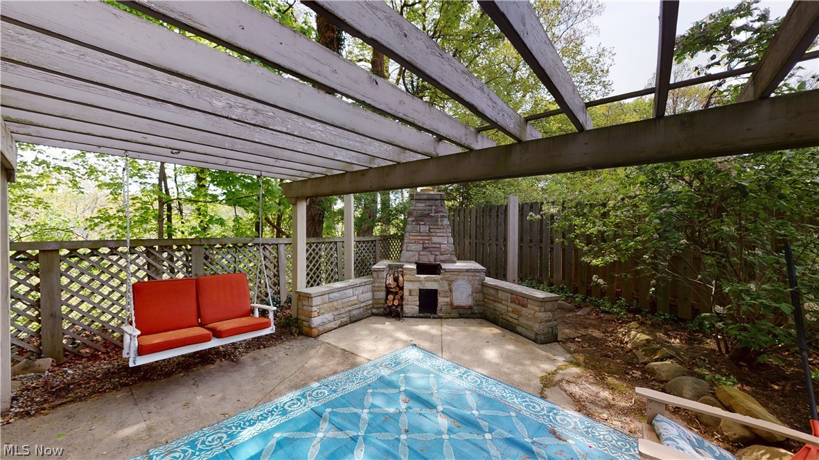 22875 Mastick Road Cleveland, OH 44126 - Photo 12 of 35