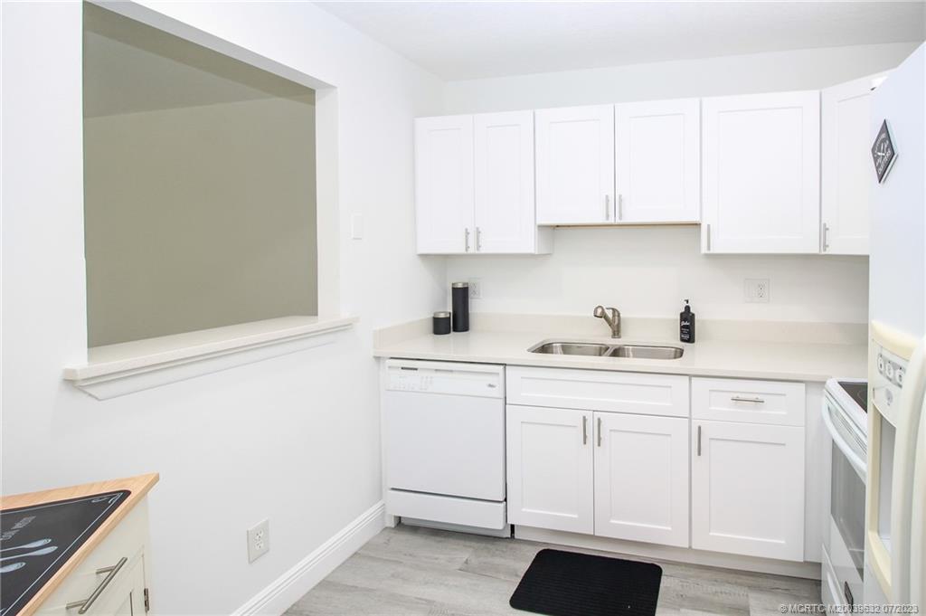 800 Northwest Fork Road, Unit 34 Stuart, FL 34994 - Photo 13 of 30 Gallery Image 13