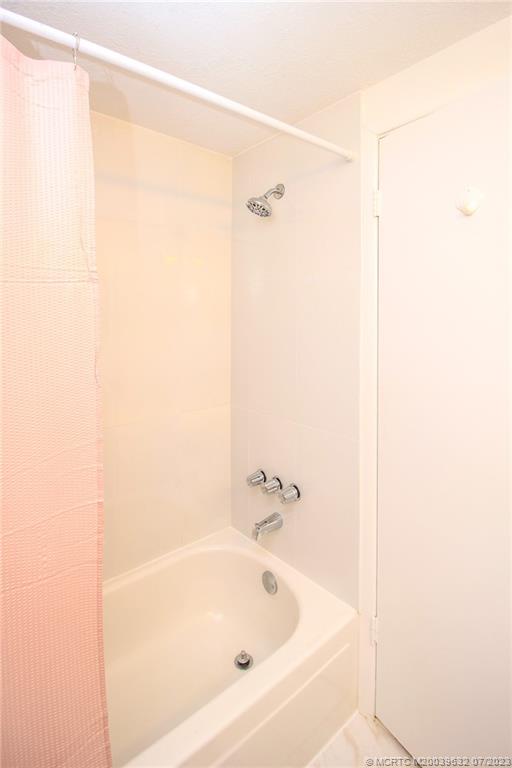 800 Northwest Fork Road, Unit 34 Stuart, FL 34994 - Photo 19 of 30 Gallery Image 19