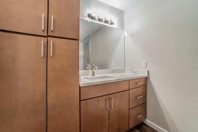 $1,500 | 4901 Curzon Avenue, Unit 105, Fort Worth, TX 76107