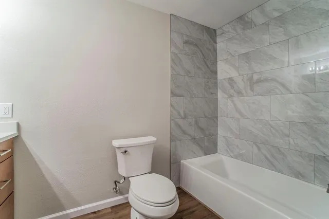 $1,500 | 4901 Curzon Avenue, Unit 105, Fort Worth, TX 76107