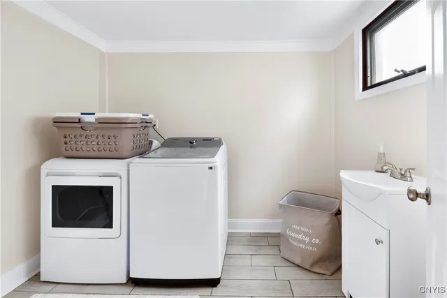 $165,000 | 124 Curtis Place, Auburn, NY 13021