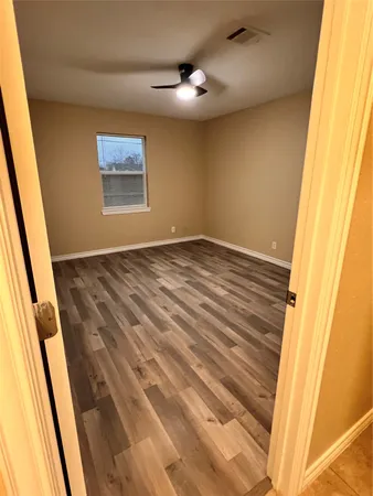 $2,000 | 27803 Calvert Road, Tomball, TX 77377