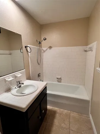 $2,000 | 27803 Calvert Road, Tomball, TX 77377