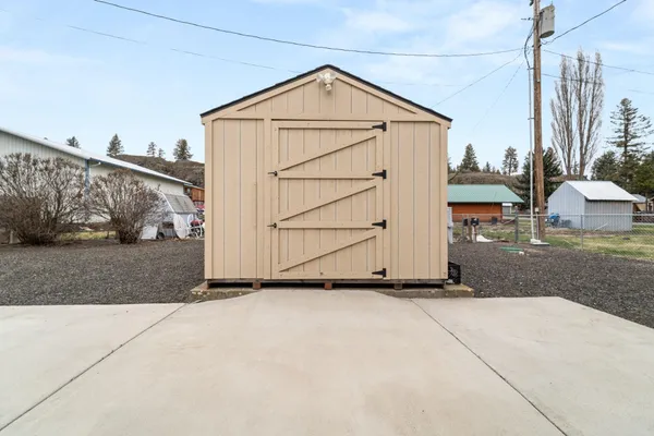 $395,000 | 18816 West Pommier Road, Cheney, WA 99004