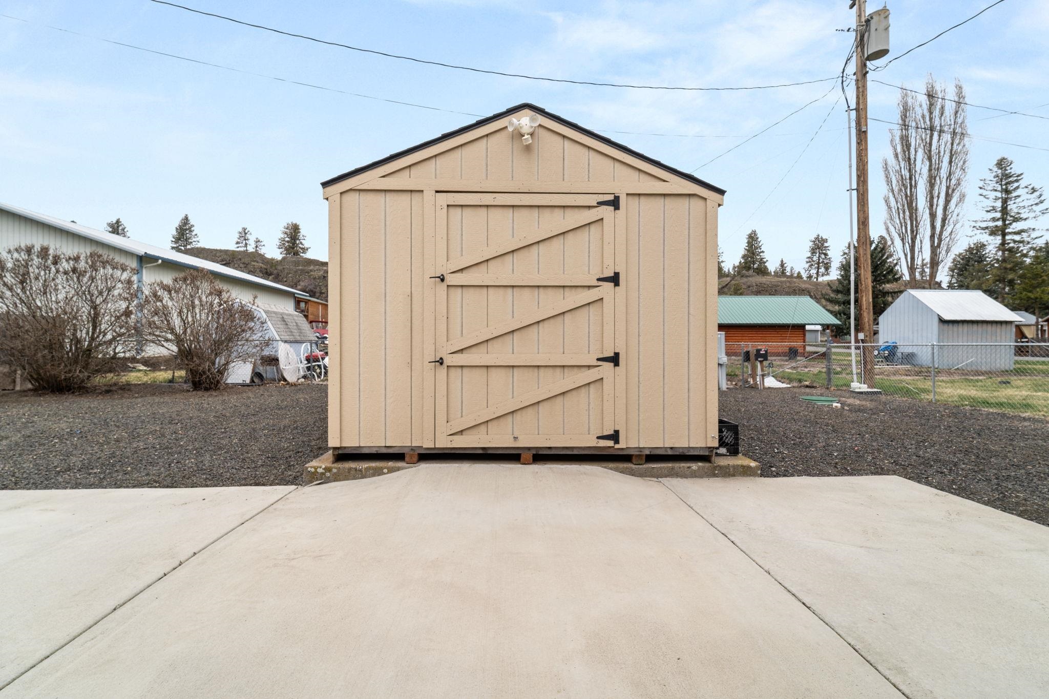 18816 West Pommier Road Cheney, WA 99004 - Photo 37 of 47