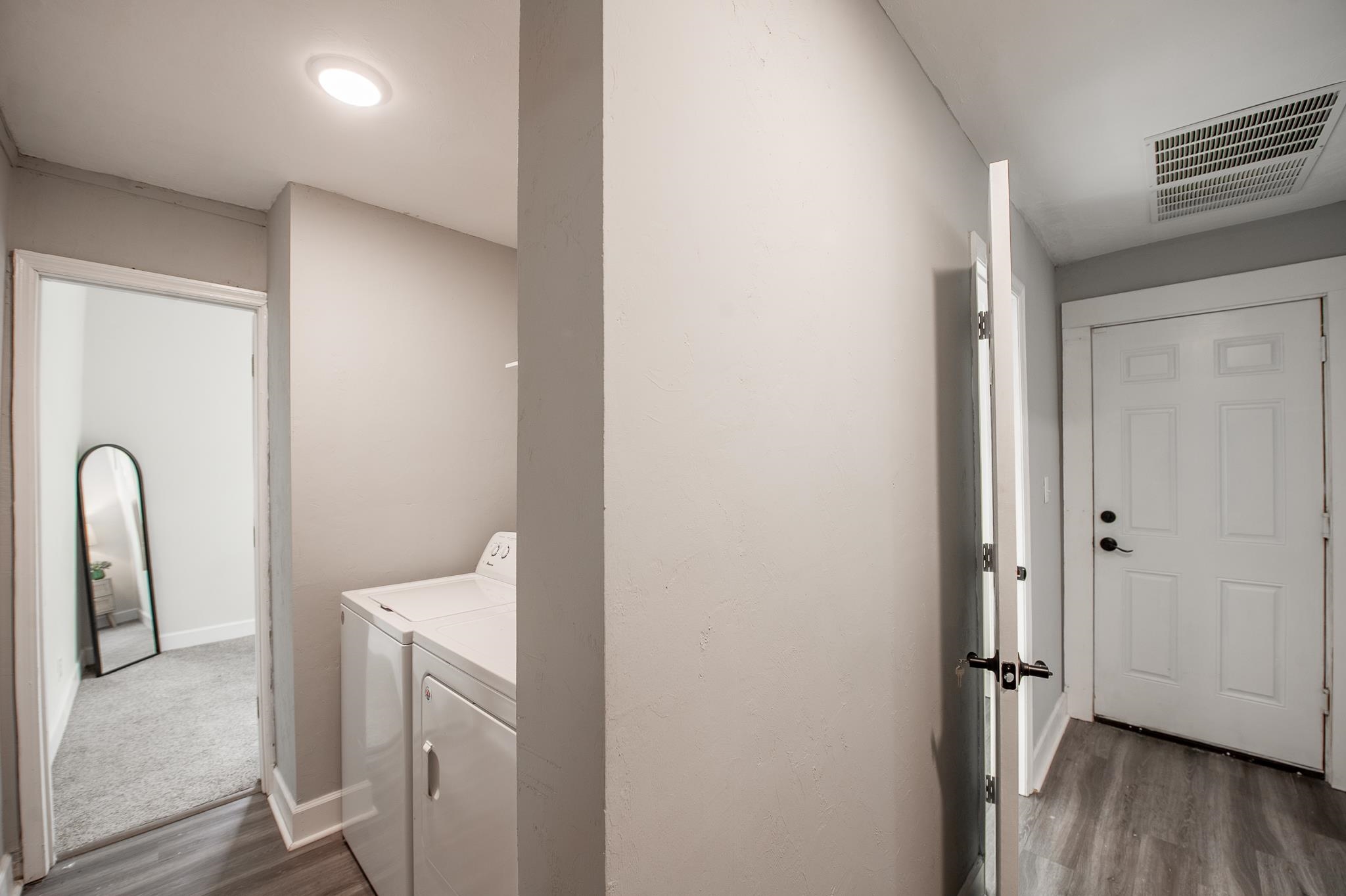 809 Dover Street Tallahassee, FL 32304 - Photo 3 of 27