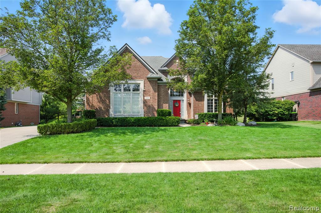 1221 Letica Drive Rochester, MI 48307 - Photo 2 of 63