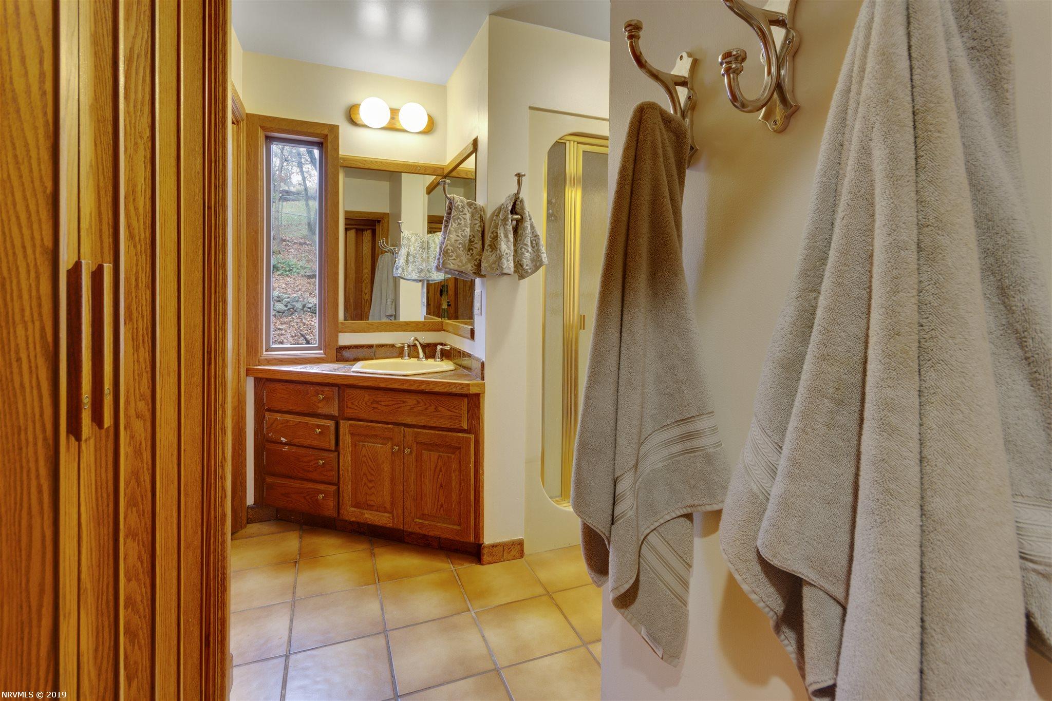 4649 Heavener Road Radford, VA 24141 - Photo 31 of 44 Gallery Image 31
