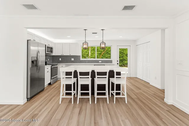 $694,500 | 332 Nikomas Way, Melbourne Beach, FL 32951