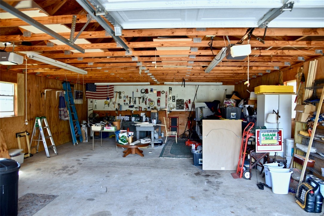 613 Issaqueena Trail Clemson, SC 29631 - Photo 7 of 49 Gallery Image 7