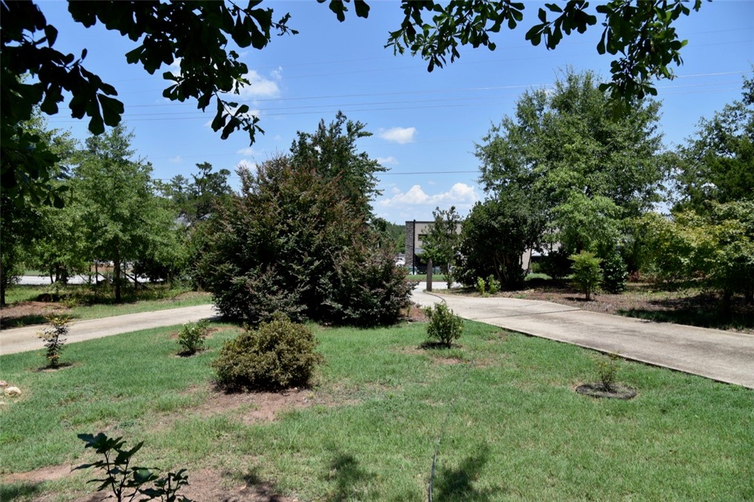 613 Issaqueena Trail Clemson, SC 29631 - Photo 10 of 49 Gallery Image 10