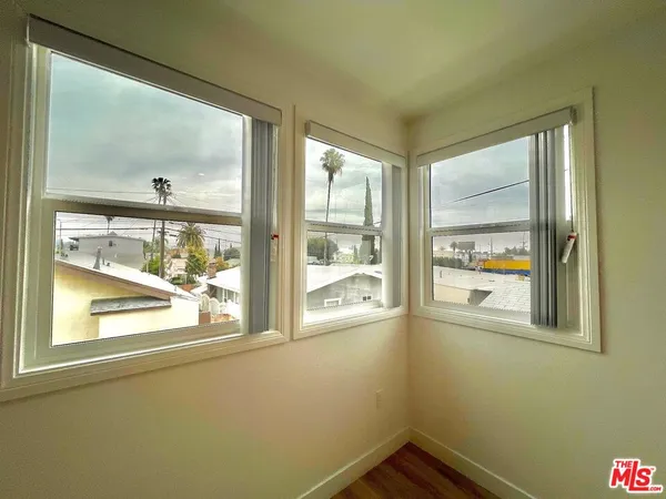 $1,999 | 1321 1/4 Normandie Avenue, Los Angeles, CA 90027