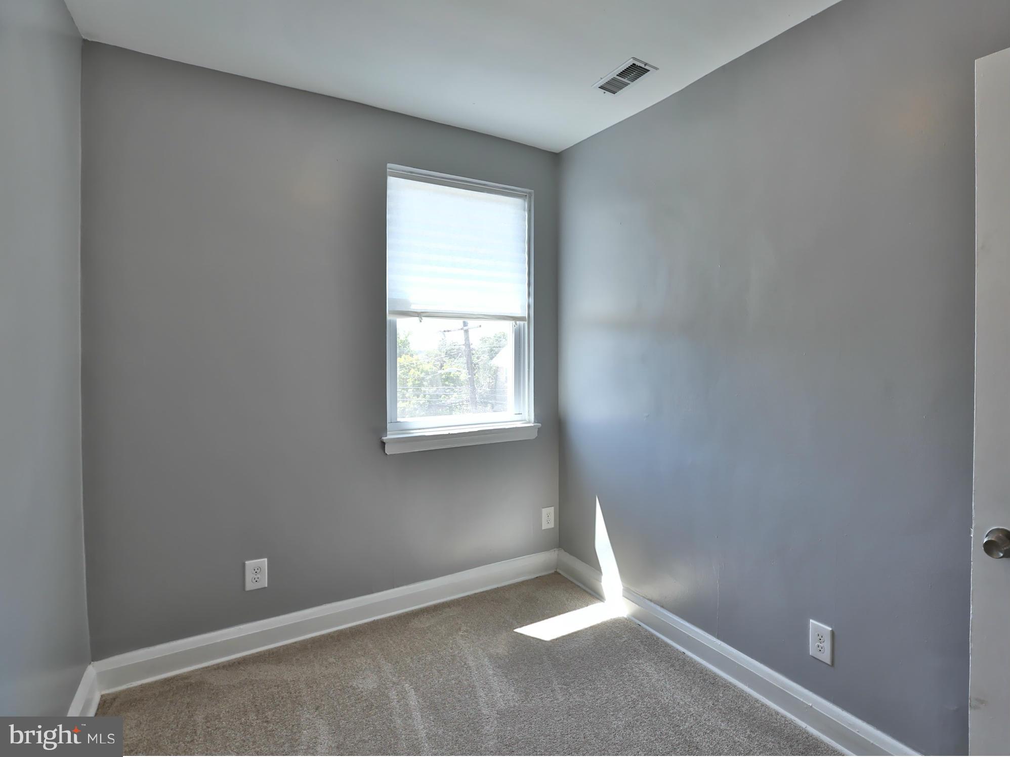 1201 Gleneagle Road Baltimore, MD 21239 - Photo 19 of 30 Cozy Bedroom