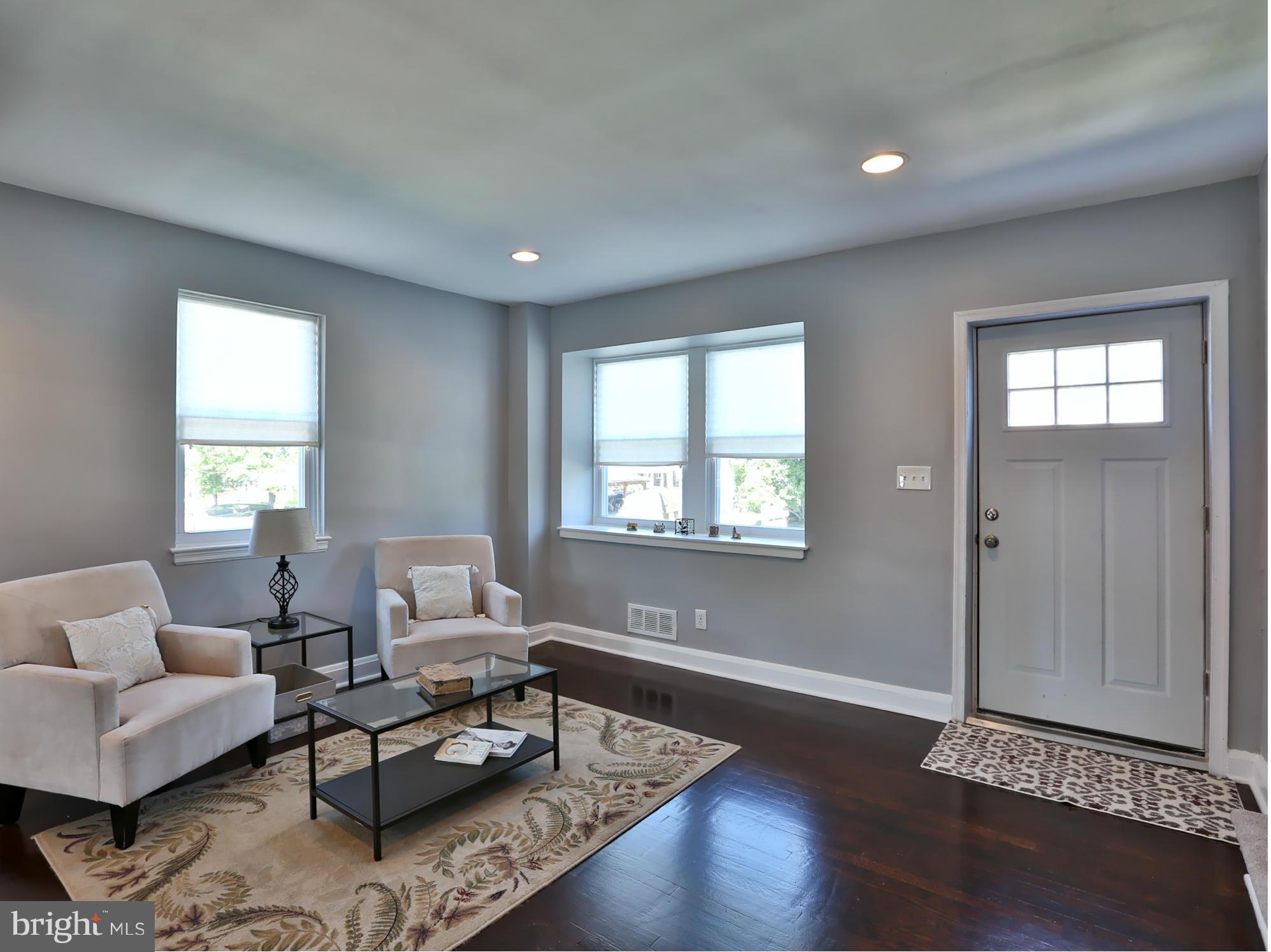 1201 Gleneagle Road Baltimore, MD 21239 - Photo 6 of 30 Gleaming Hardwood Floors