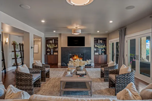 $4,900,000 | S17W28902 Price Court, Genesee, WI 53188