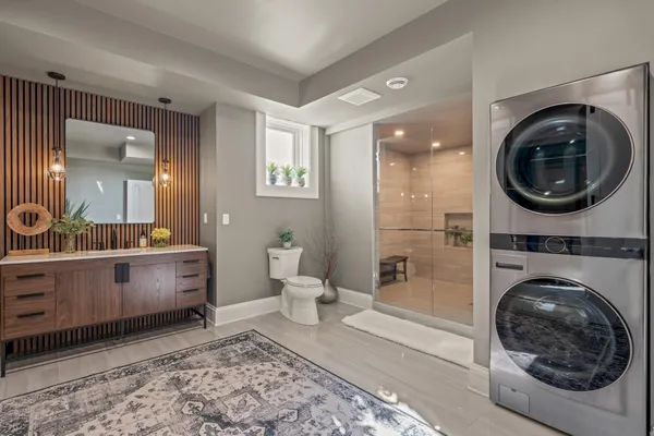 $4,900,000 | S17W28902 Price Court, Genesee, WI 53188