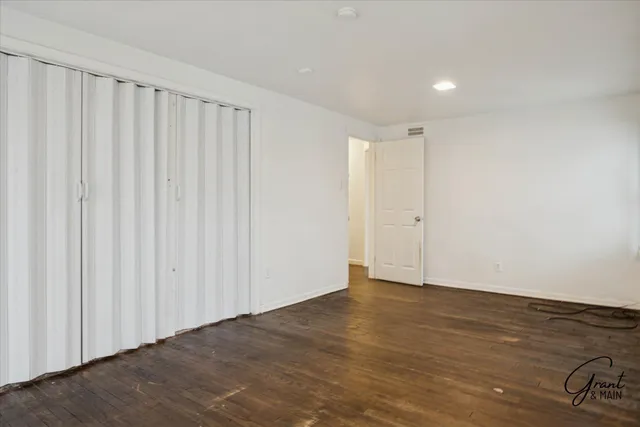 $89,900 | 18408 Kelly Road, Detroit, MI 48224