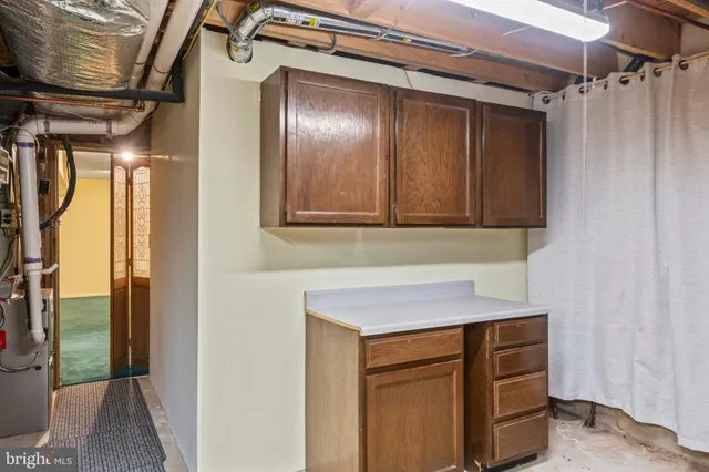 $950,000 | 3216 Nestlewood Drive, Oak Hill, VA 20171