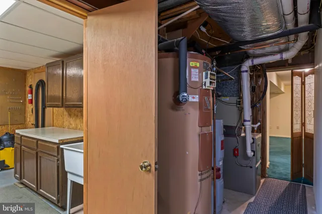 $950,000 | 3216 Nestlewood Drive, Oak Hill, VA 20171