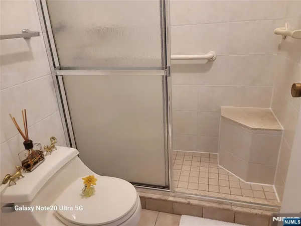 $576,000 | 200 Winston Drive, Unit 2017, Cliffside Park, NJ 07010