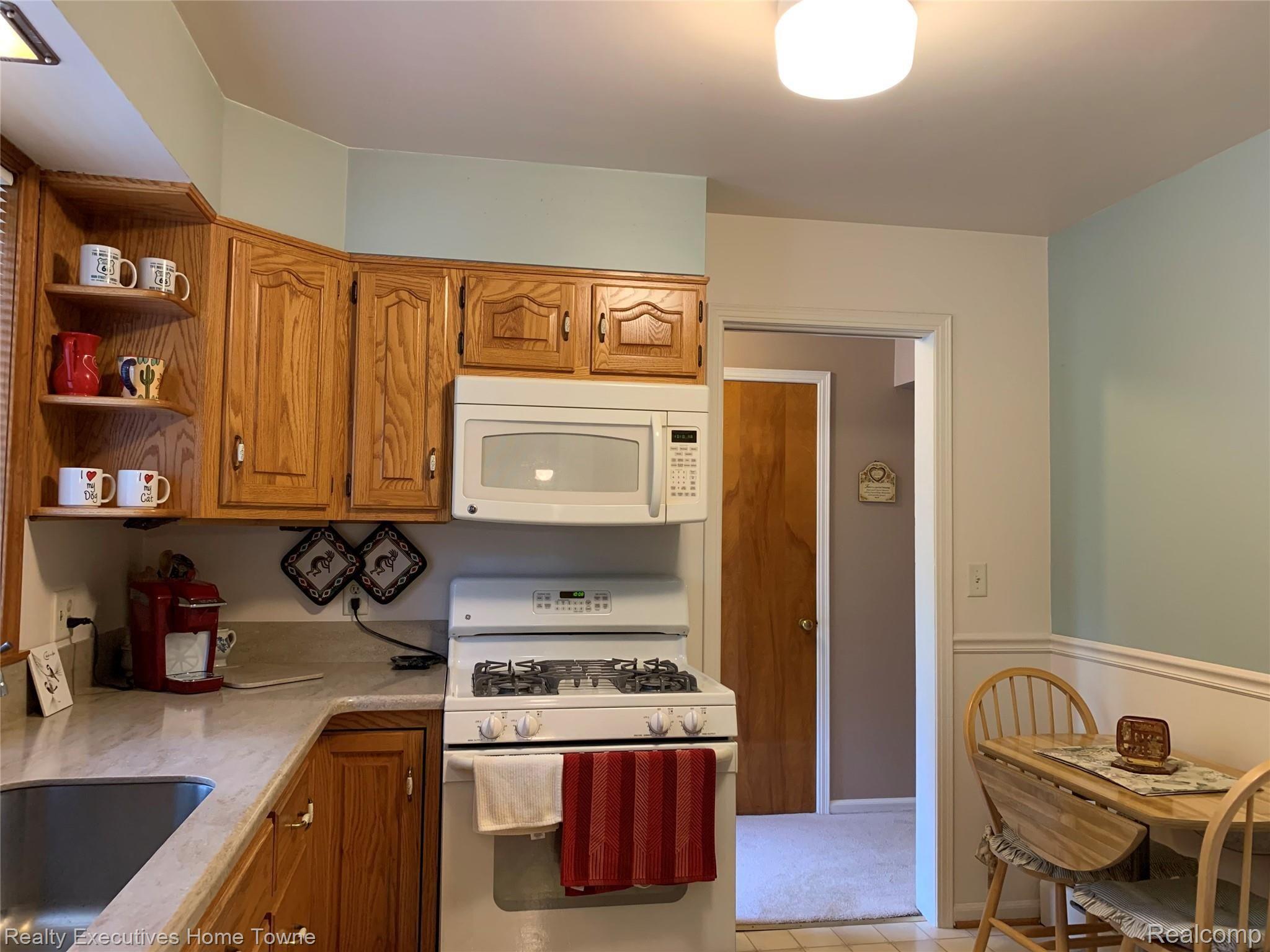 70500 Dequindre Road Romeo, MI 48065 - Photo 23 of 37 Dequindre Kitchen 2.jpg