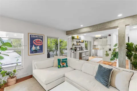 $515,000 | 1821 Jefferson Avenue, Unit 306, Miami Beach, FL 33139