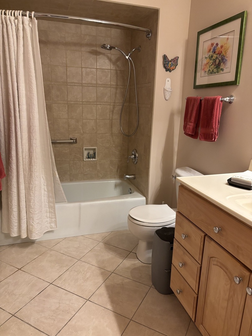 709 79th Street, Unit 403 Darien, IL 60561 - Photo 4 of 10