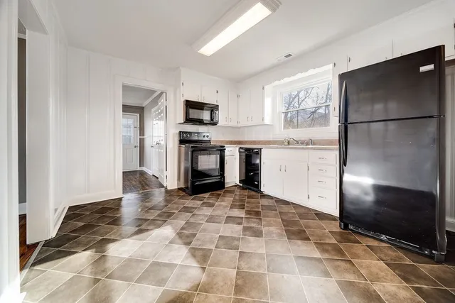 $1,700 | 312 West Schell Street, Gallatin, TN 37066