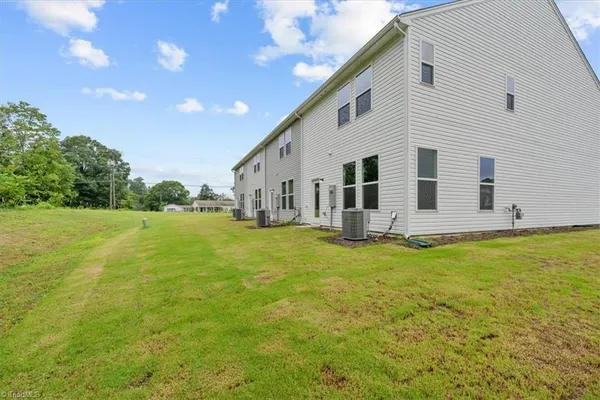 $259,900 | 2118 Willow Gln Drive, Graham, NC 27253