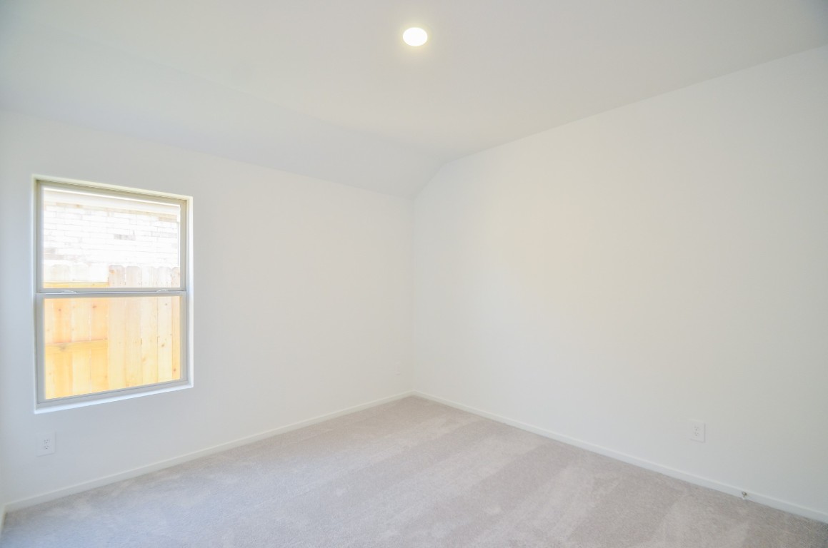 3106 Stonebriar Court Conroe, TX 77301 - Photo 11 of 32