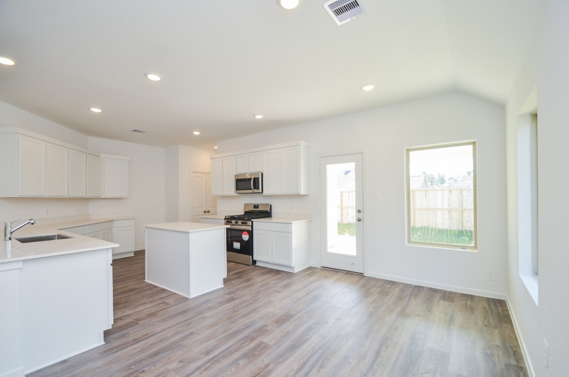 3106 Stonebriar Court Conroe, TX 77301 - Photo 26 of 32