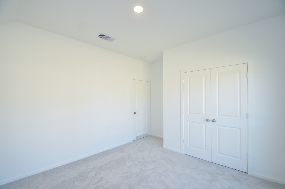 3106 Stonebriar Court Conroe, TX 77301 - Photo 8 of 32