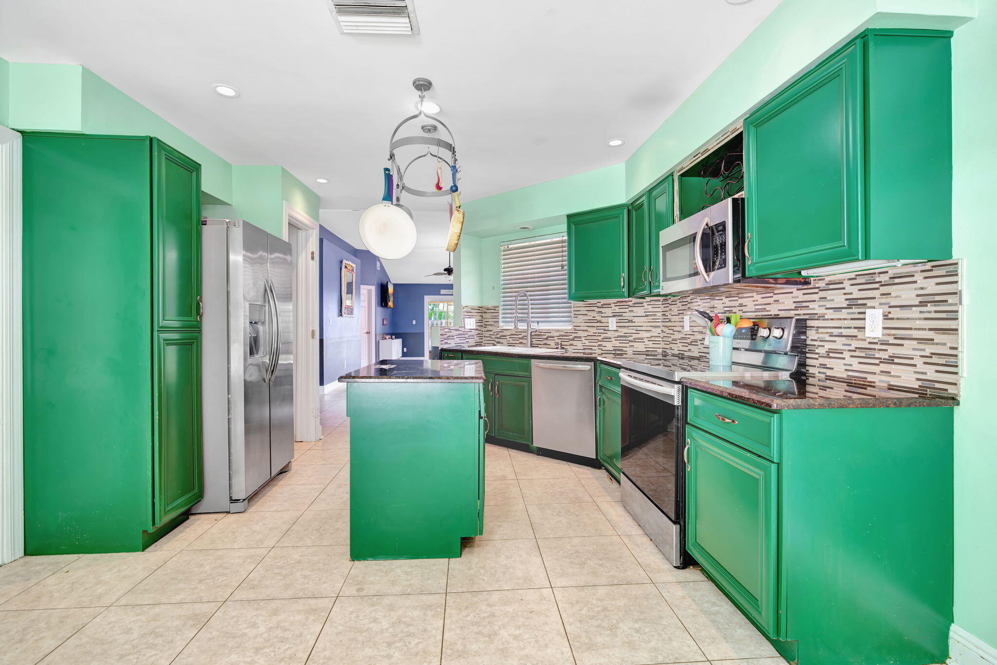 1225 Arapaho Street Jupiter, FL 33458 - Photo 13 of 32 14-web-or-mls-_MLP0362