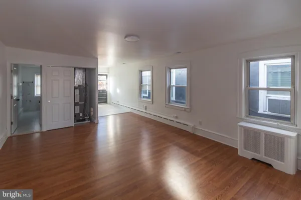 $2,000 | 12 Haddon Avenue, Haddon Township, NJ 08108