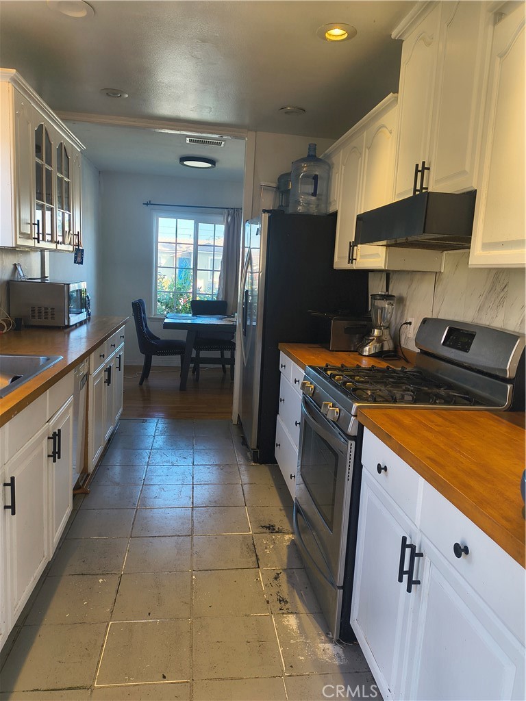 1616 West Palmer Street Compton, CA 90220 - Photo 8 of 22