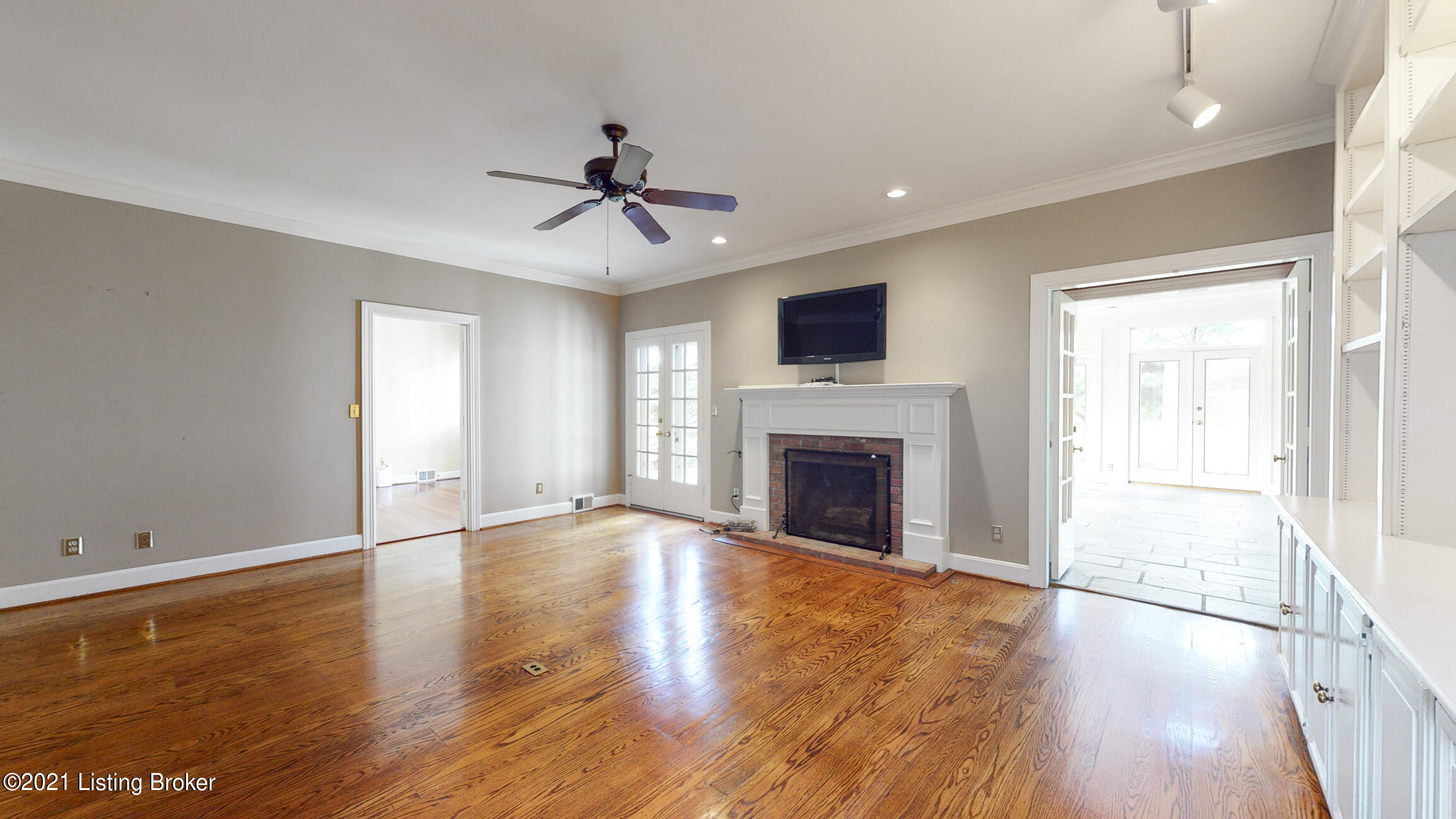 13019 Surrey Road Goshen, KY 40026 - Photo 15 of 56 FAMILY ROOM