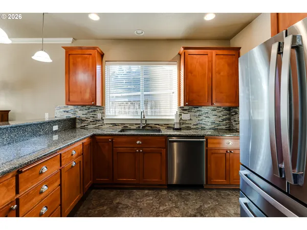 $609,000 | 90 Daniel Drive, Eugene, OR 97404