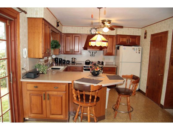 3720 Gates Road Vestal, NY 13850 - Photo 15 of 24